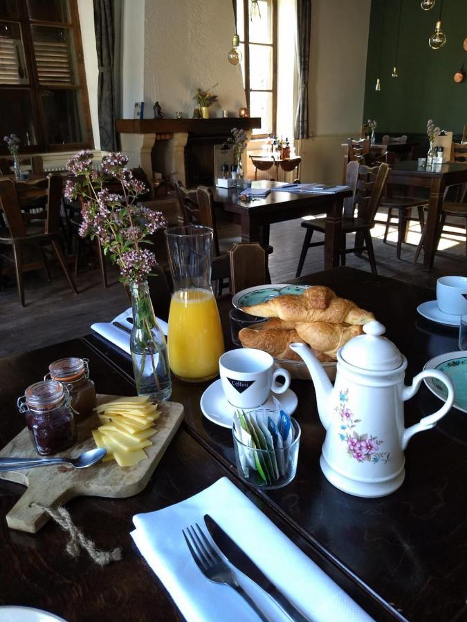 Le Voila Bed & Breakfast Melay  ภายนอก รูปภาพ